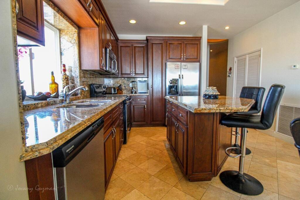 Access - Beach Penthouse Papas And Beer 2 Miles Wifi Rosarito Esterno foto